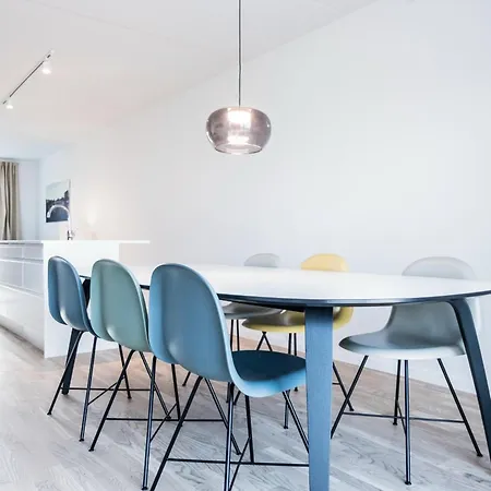Modern 2-bedroom Lejlighed